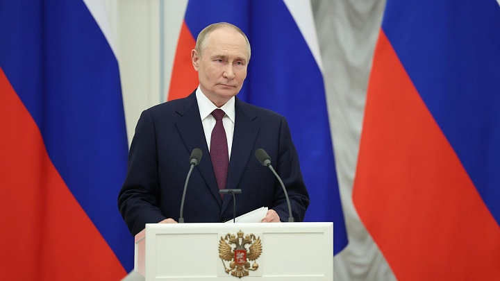 Путин поручил рассмотреть вопрос о цифровой логистической платформе