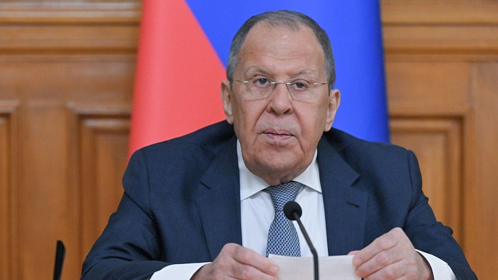 Лавров рассказал, что любит обсуждать дипломатию с Никитой Михалковым